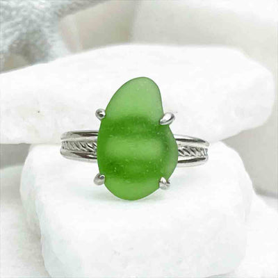Green Droplet Sea Glass Ring in Sterling Silver with Decorative Band Size 8